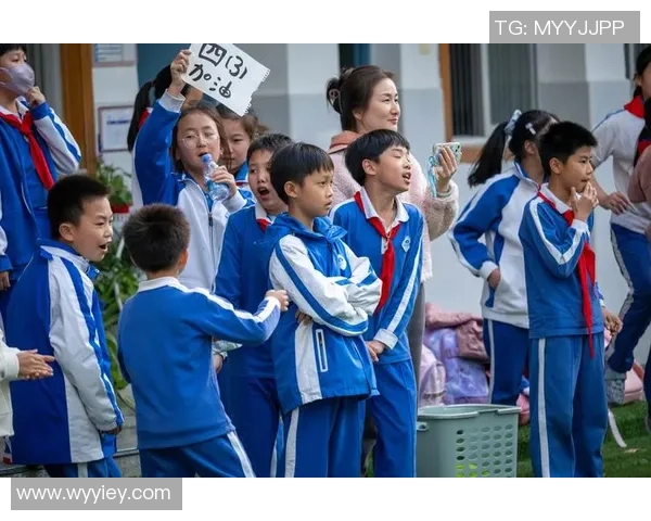 孙欣欣足球之路：从青涩少女到绿茵场上的璀璨明星